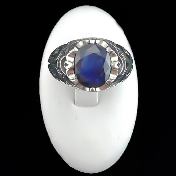 انگشتر نقره مردانه طرح ماکان با سنگ یاقوت کبود الماس تراش - Image 2