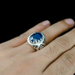 انگشتر نقره مردانه طرح شایان با نگین یاقوت کبود الماس تراش - Image 4