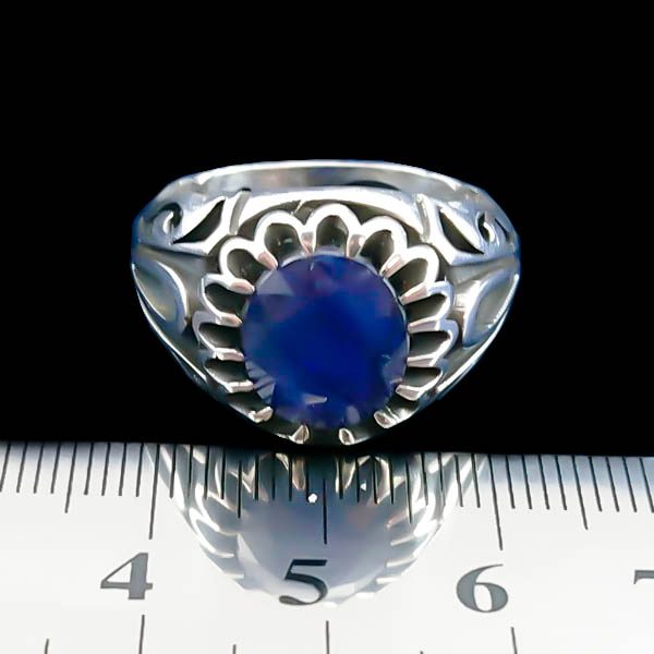 انگشتر نقره مردانه طرح رامان با نگین یاقوت کبود الماس تراش - Image 5