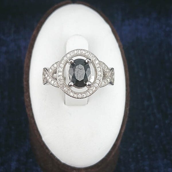 انگشتر نقره زنانه طرح مرضیه با سنگ یاقوت کبود الماس تراش - Image 4