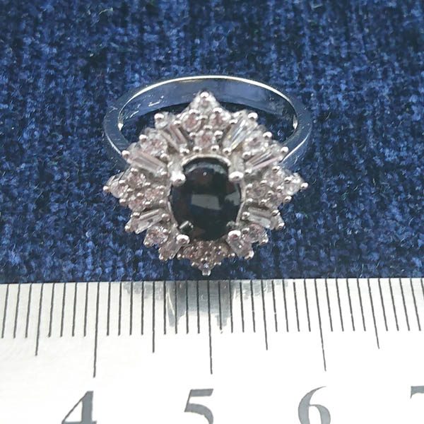 انگشتر نقره زنانه طرح سما با سنگ یاقوت کبود الماس تراش - Image 3