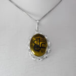 گردنبند نقره دورپیچ بیضی طرح عین علی (ع) با نگین حدید صینی - Image 2