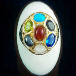 انگشتر نقره مردانه فاخر طرح کسری با چند سنگ معدنی اصل - Image 2