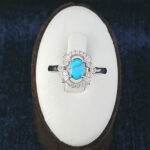 انگشتر نقره زنانه طرح شیلا با نگین فیروزه نیشابوری - Image 3