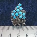 انگشتر نقره زنانه طرح خوشه ای صبا با نگین فیروزه نیشابوری - Image 3