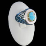 انگشتر نقره دست ساز مردانه طرح دورطلایی بهداد با سنگ فیروزه نیشابوری