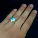 انگشتر نقره دست ساز مردانه طرح پاکزاد با سنگ فیروزه نیشابوری - Image 3