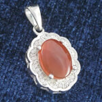 گردنبند نقره زنانه طرح بهناز با سنگ عقیق سرخ یمنی