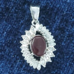 گردنبند نقره زنانه طرح درناز با سنگ عقیق سرخ یمنی - Image 2