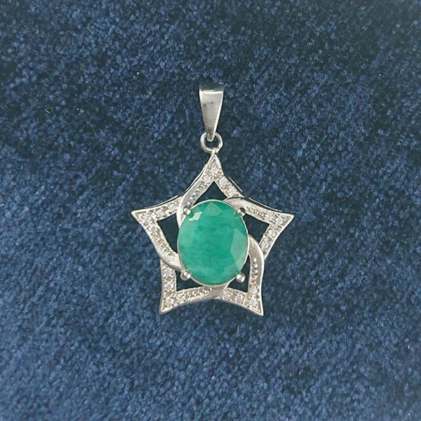 گردنبند نقره زنانه طرح ارمغان با سنگ زمرد الماس تراش - Image 3