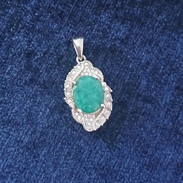 انواع گردنبند زمرد دخترانه اصل