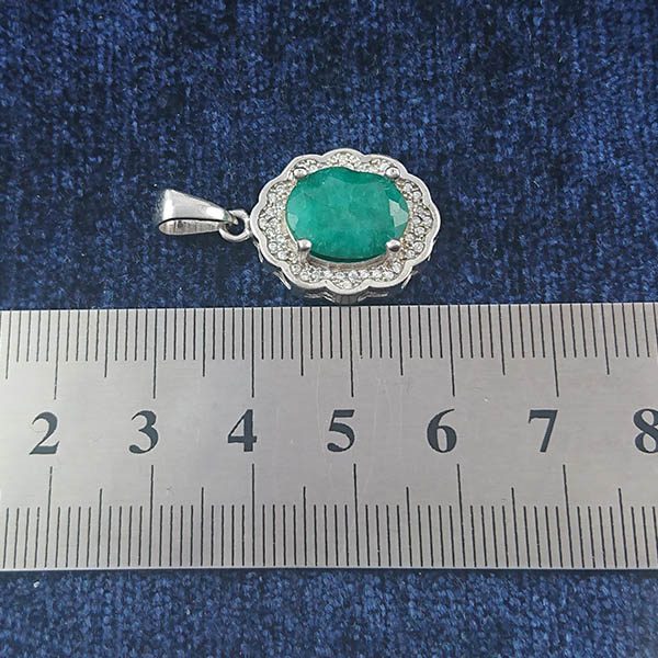 گردنبند نقره زنانه طرح ترگل با سنگ زمرد الماس تراش - Image 3