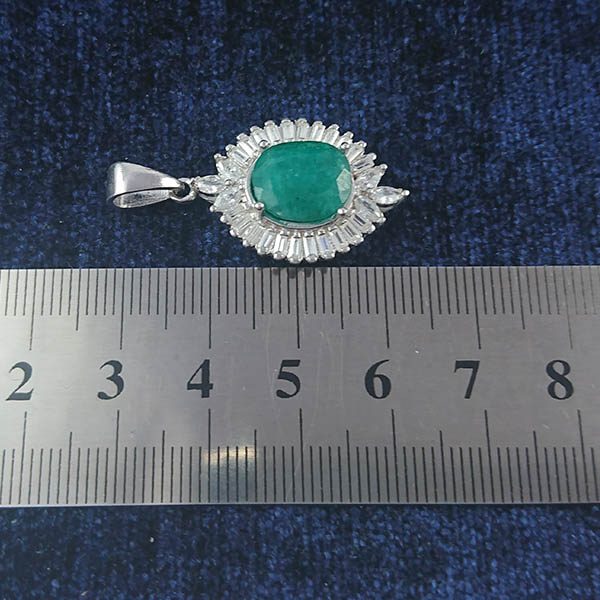 گردنبند نقره زنانه طرح پریماه با سنگ زمرد الماس تراش - Image 3