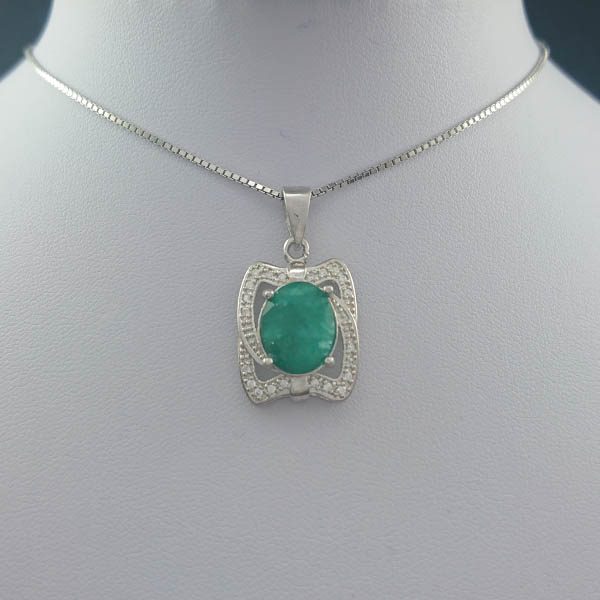 گردنبند نقره زنانه طرح سانیا با سنگ زمرد الماس تراش - Image 2
