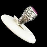 انگشتر نقره مردانه طرح آرین با سنگ یاقوت سرخ الماس تراش - Image 2