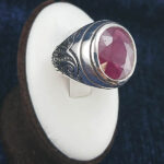 انگشتر نقره مردانه طرح فاخر کیارش با سنگ یاقوت سرخ الماس تراش