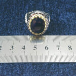 انگشتر نقره مردانه فاخر دست ساز طرح پژمان با نگین یاقوت کبود الماس تراش - Image 3