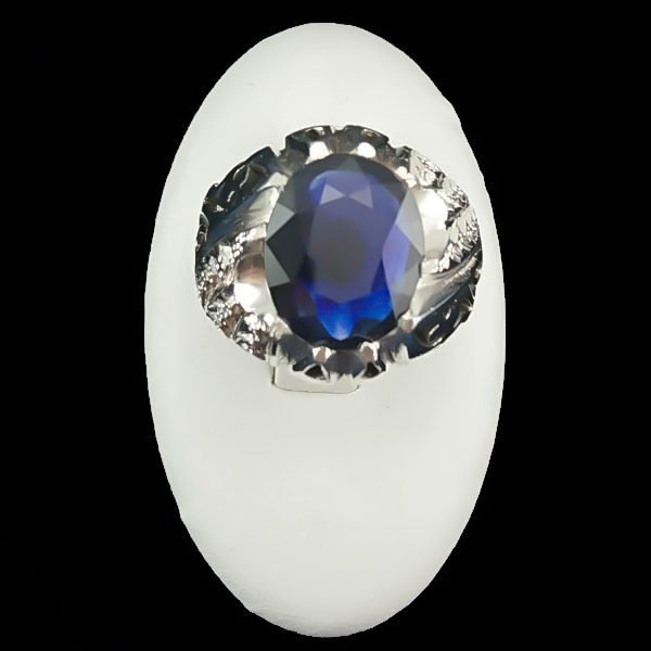 انگشتر نقره مردانه فاخر دست ساز طرح برزو با نگین یاقوت کبود الماس تراش - Image 4