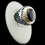 انگشتر نقره مردانه فاخر دست ساز طرح حمید با نگین یاقوت کبود الماس تراش