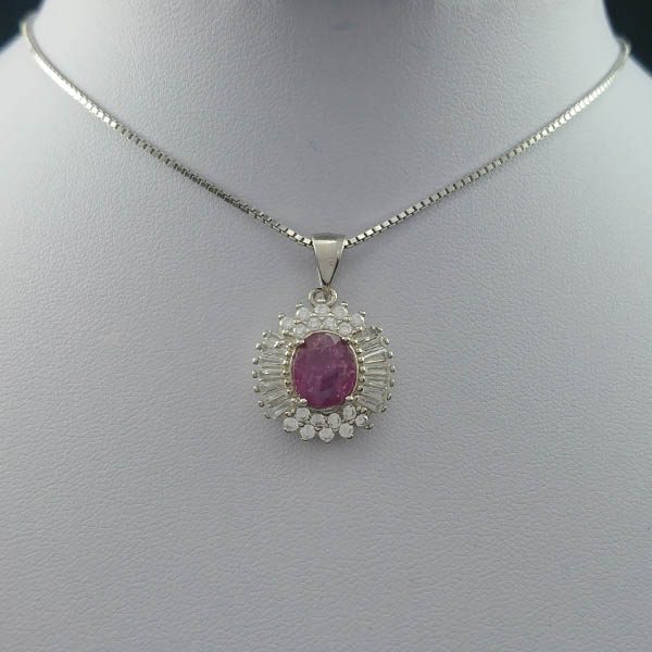 گردنبند نقره زنانه طرح ترمه با سنگ یاقوت سرخ الماس تراش - Image 2