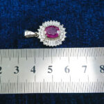 گردنبند نقره زنانه طرح ترمه با سنگ یاقوت سرخ الماس تراش - Image 3