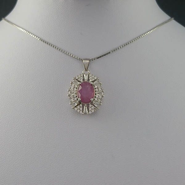 گردنبند نقره زنانه طرح آناهیتا با سنگ یاقوت سرخ الماس تراش - Image 2