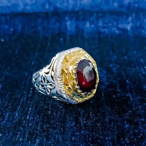 انگشتر نقره مردانه فاخر دست ساز طرح آرتین با سنگ گارنت الماس تراش - Image 5