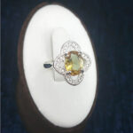 انگشتر نقره زنانه طرح کامیلا با سنگ الکساندریت - Image 2