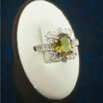 انگشتر نقره زنانه طرح هلینا با سنگ الکساندریت - Image 2