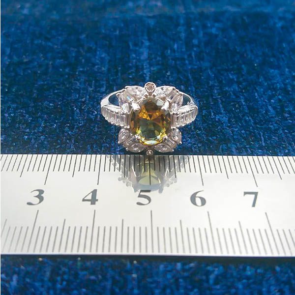 انگشتر نقره زنانه طرح هلینا با سنگ الکساندریت - Image 3