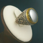 انگشتر نقره مردانه طرح یا علی با سنگ حدید صینی+حکاکی