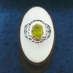 انگشتر نقره مردانه فاخر دست ساز طرح کیوان با سنگ زبرجد - Image 4