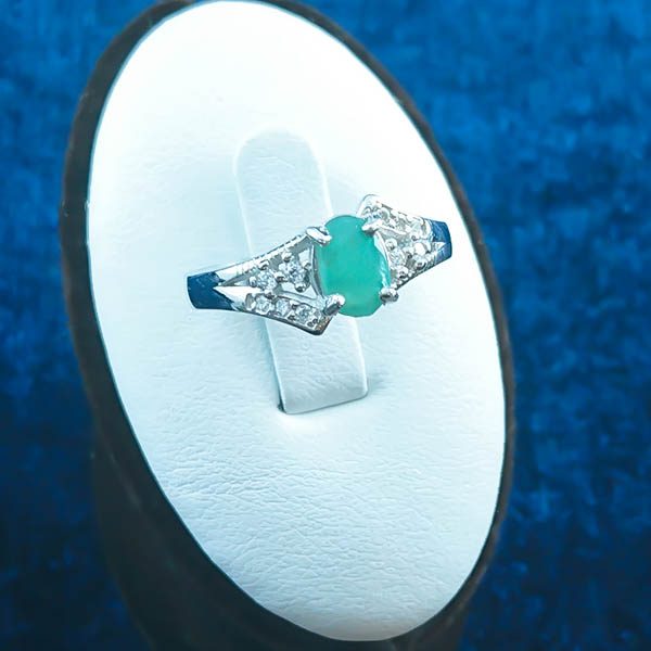 انگشتر زمرد زنانه نقره ساده