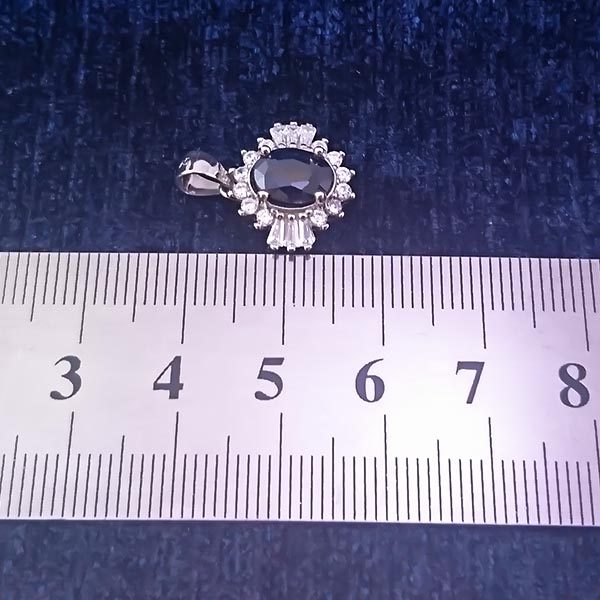 گردنبند نقره زنانه طرح سابرینا با سنگ یاقوت کبود الماس تراش - Image 4