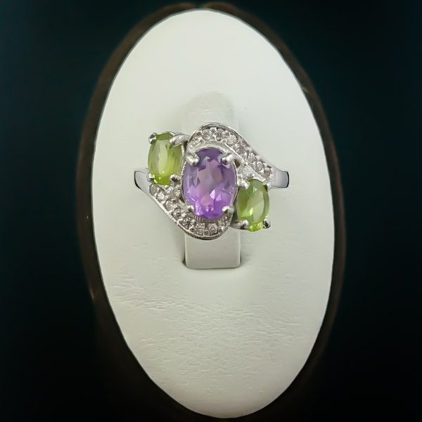 انگشتر نقره زنانه فاخر طرح سونیا با سنگ های معدنی اصل - Image 4