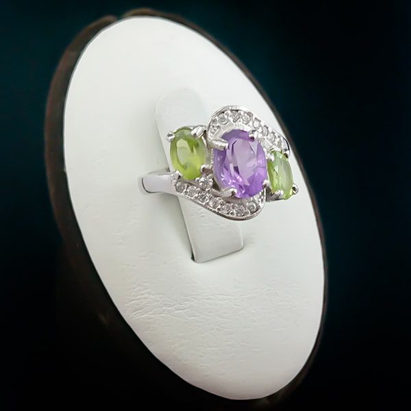 ۱۰-۱-۰۰۳ several-stones-ring (3) انواع انگشتر زبرجد آمیتیست دخترانه فانتزی