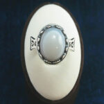 انگشتر نقره مردانه طرح محسن با سنگ عقیق سلیمانی (باباقوری) - Image 4