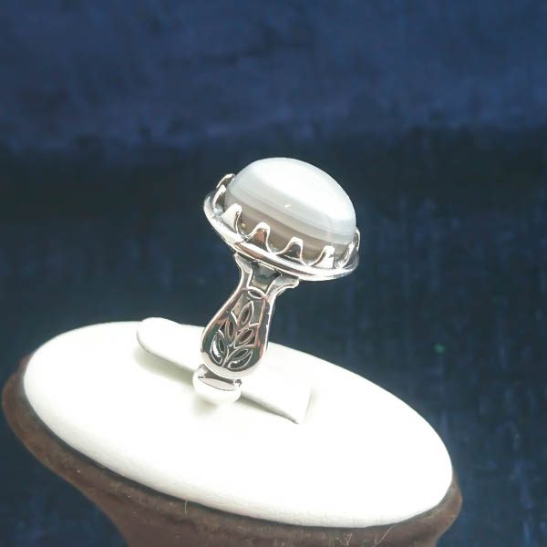 انگشتر نقره مردانه طرح محسن با سنگ عقیق سلیمانی (باباقوری) - Image 5