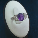 انگشتر نقره زنانه طرح مهسان با سنگ آمیتیست