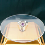 انگشتر نقره زنانه طرح پامچال با سنگ آمیتیست - Image 2