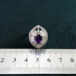انگشتر نقره زنانه طرح سلطنتی پریسان با سنگ آمیتیست - Image 2
