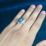 انگشتر نقره مردانه طرح الیاس با سنگ عقیق سلیمانی - Image 2