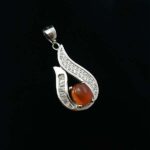 گردنبند نقره زنانه طرح تیدا با سنگ عقیق سرخ یمنی اصل - Image 2