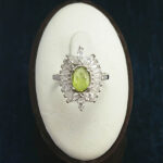 انگشتر نقره زنانه طرح الیسا با سنگ زبرجد الماس تراش - Image 3