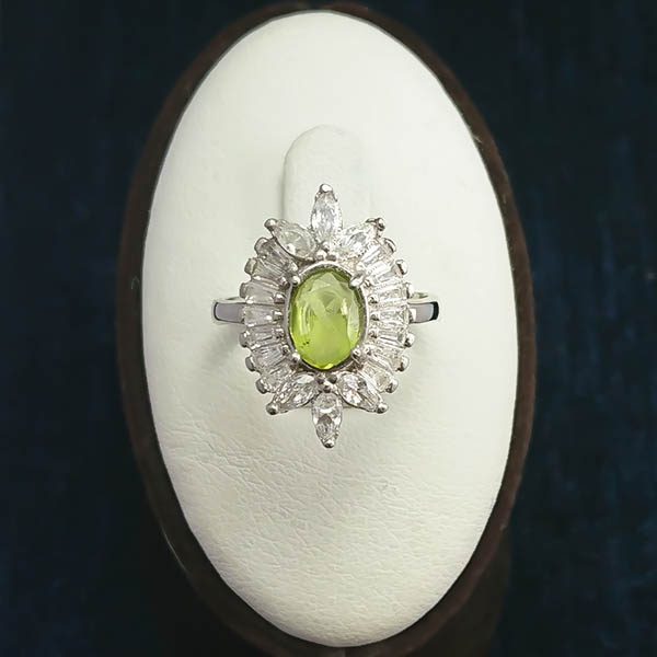 انگشتر نقره زنانه طرح الیسا با سنگ زبرجد الماس تراش - Image 3