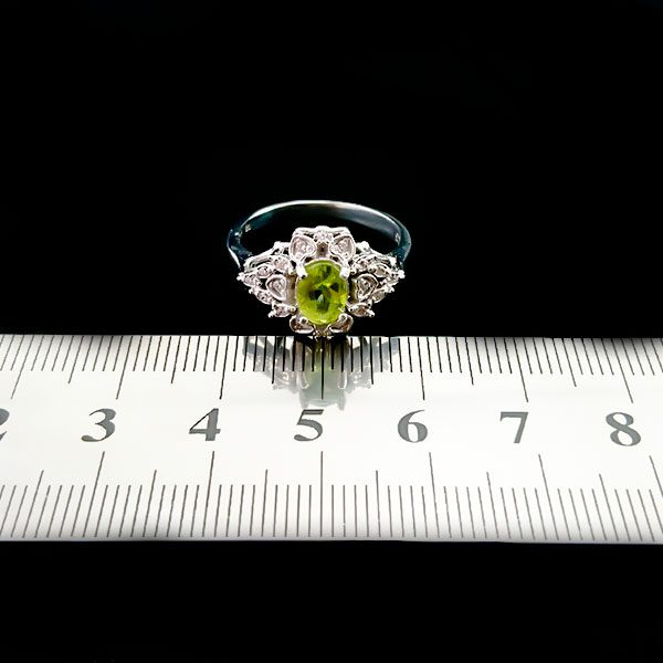 انگشتر نقره زنانه طرح زوفا با سنگ زبرجد الماس تراش - Image 3