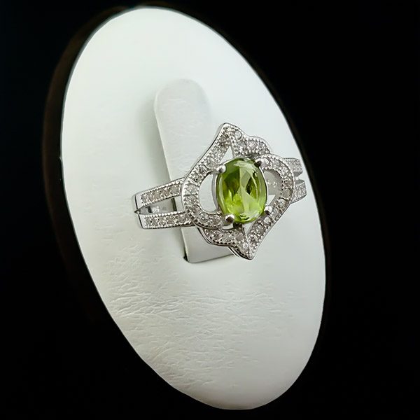 انگشتر زبرجد زنانه نقره فاخر