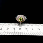 انگشتر نقره زنانه طرح سارینا با سنگ زبرجد الماس تراش - Image 4