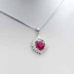 گردنبند نقره زنانه طرح بهارا با سنگ یاقوت سرخ الماس تراش - Image 3