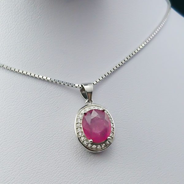 گردنبند نقره زنانه طرح بهارگل با سنگ یاقوت سرخ الماس تراش - Image 2